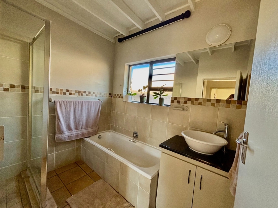 4 Bedroom Property for Sale in Mooivallei Park North West